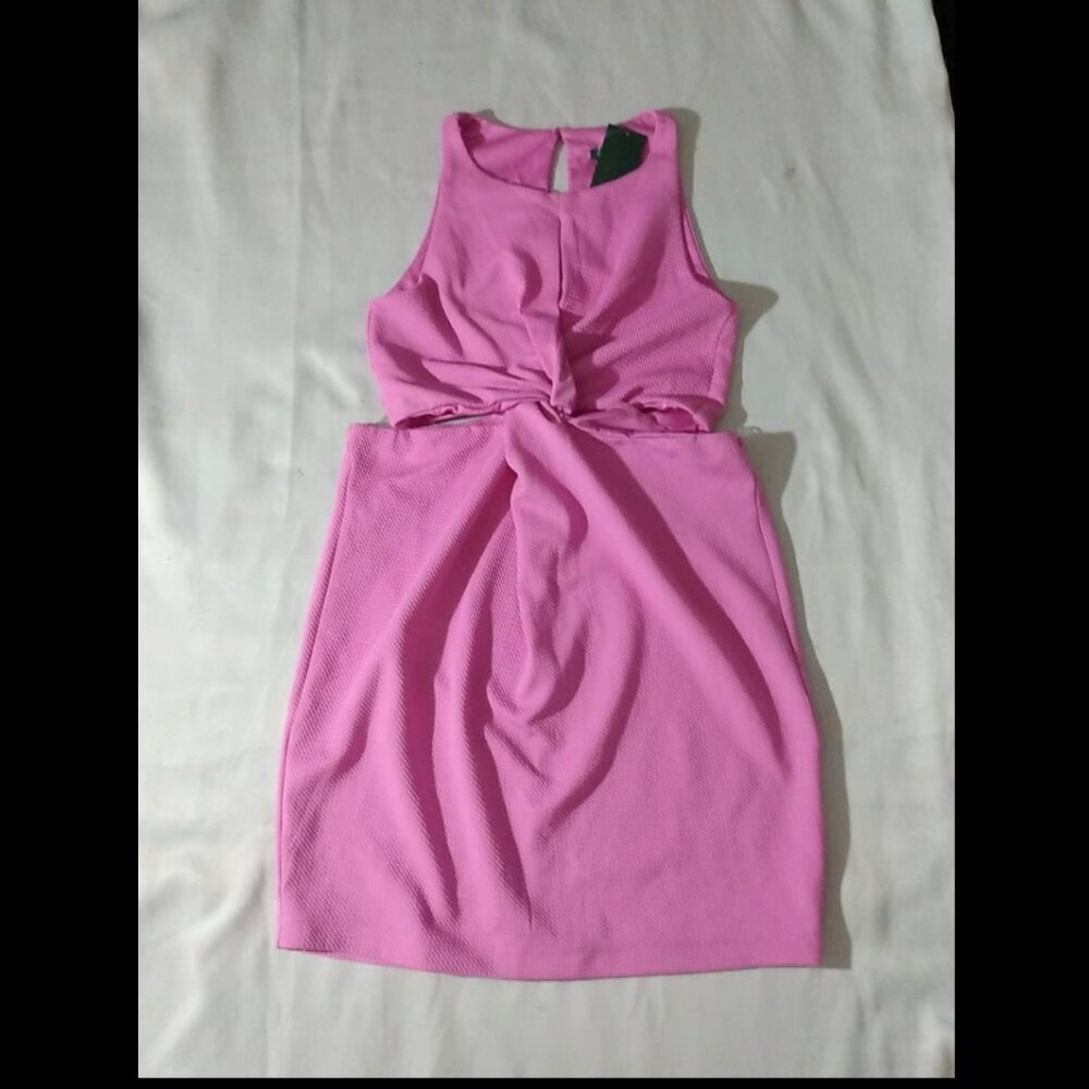Wild Fable Hot Pink Twist-Front sleeveless junior M mini-Dress